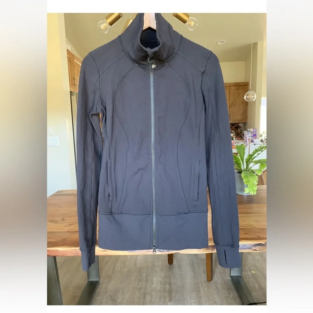 Lululemon Black Full Zip Jacket Women’s Size 6 athletic yoga running active - Picture 2 of 14